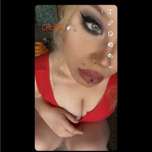 Meet your Posher, Averi